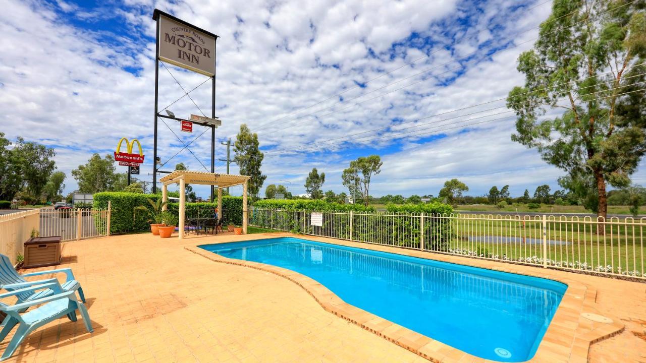 Country Roads Motor Inn Гундивинди Экстерьер фото