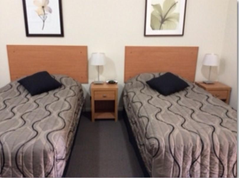 Country Roads Motor Inn Гундивинди Экстерьер фото